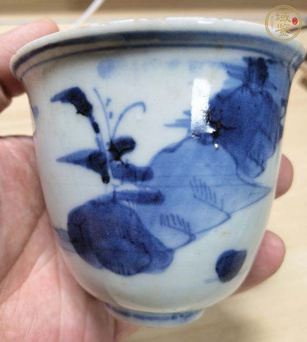 古玩陶瓷青花山水人物紋仰鐘杯真品鑒賞圖