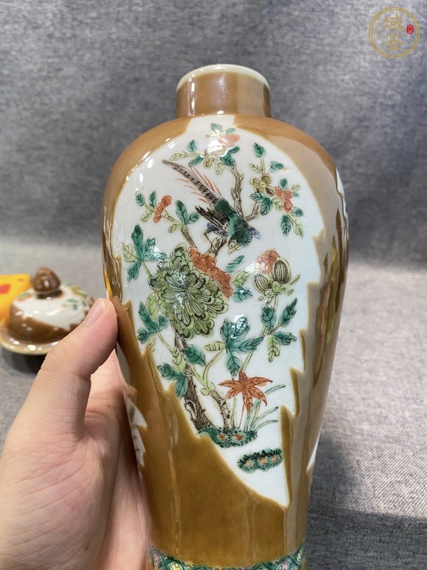 古玩陶瓷紫金釉開(kāi)光五彩花鳥(niǎo)紋雞腿瓶真品鑒賞圖