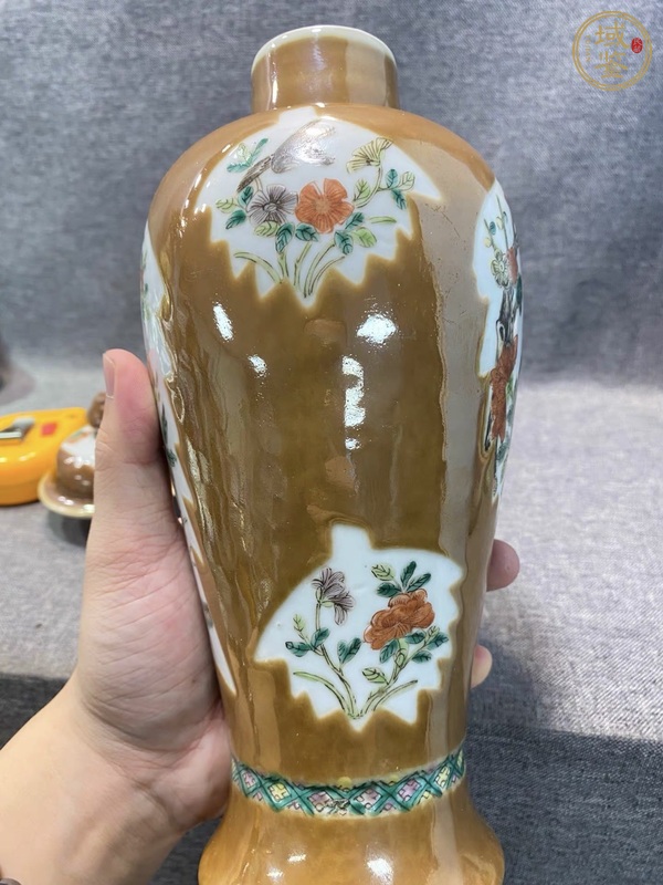古玩陶瓷紫金釉開(kāi)光五彩花鳥(niǎo)紋雞腿瓶真品鑒賞圖