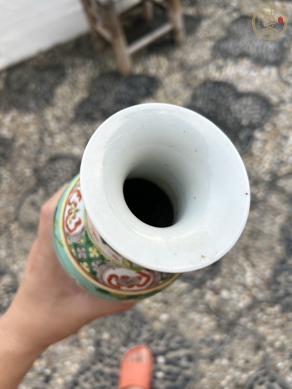 古玩陶瓷清光緒 五彩人物紋觀音瓶真品鑒賞圖