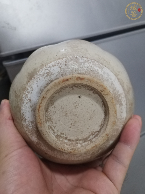 古玩陶瓷北宋白釉瓜棱罐真品鑒賞圖