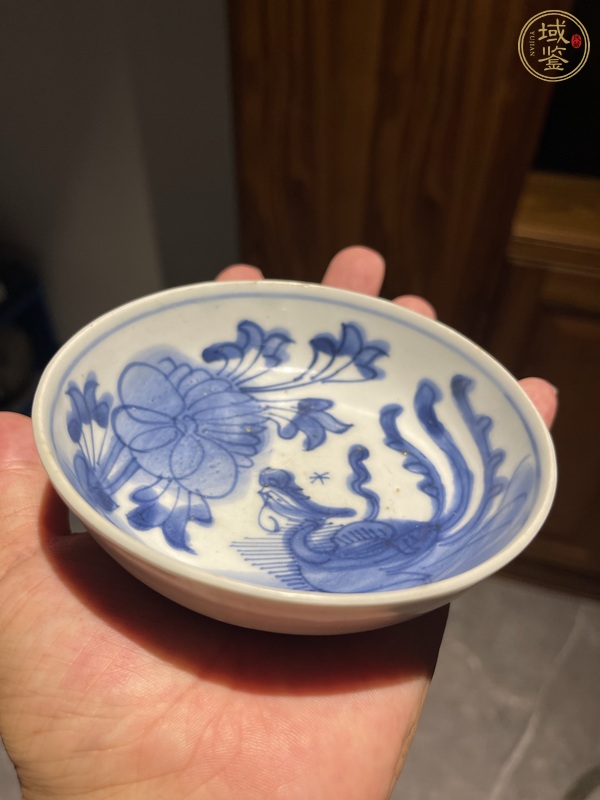 古玩陶瓷鳳穿牡丹紋青花洗真品鑒賞圖