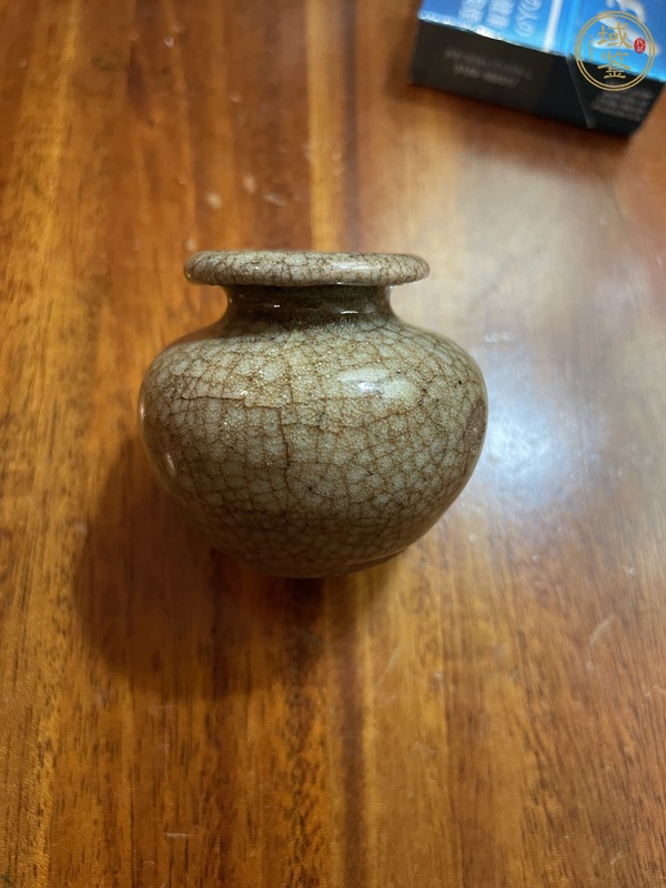古玩陶瓷石榴尊真品鑒賞圖