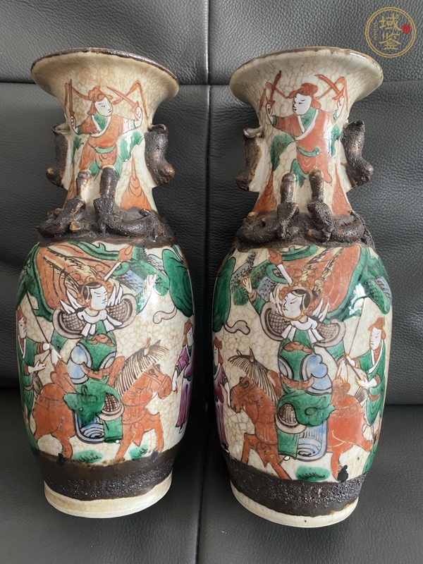 古玩陶瓷刀馬人瓶真品鑒賞圖