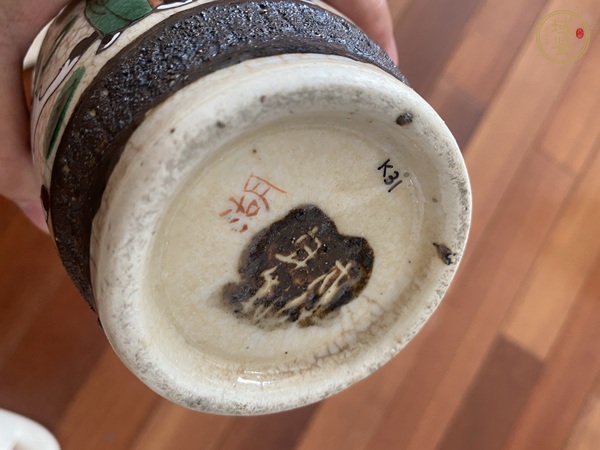 古玩陶瓷刀馬人瓶真品鑒賞圖