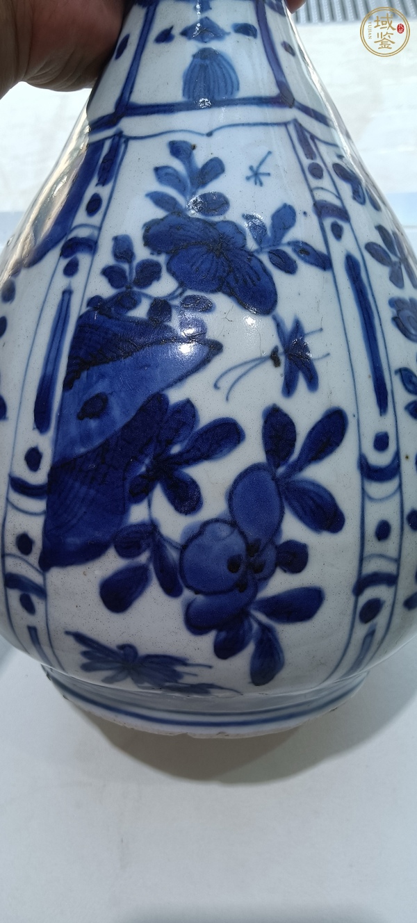 古玩陶瓷青花花卉膽瓶  真品鑒賞圖