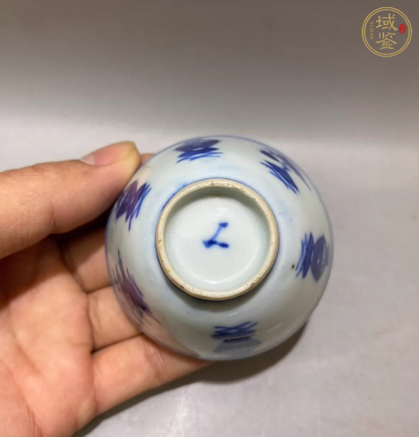 古玩陶瓷青花博古圖仰鐘杯真品鑒賞圖