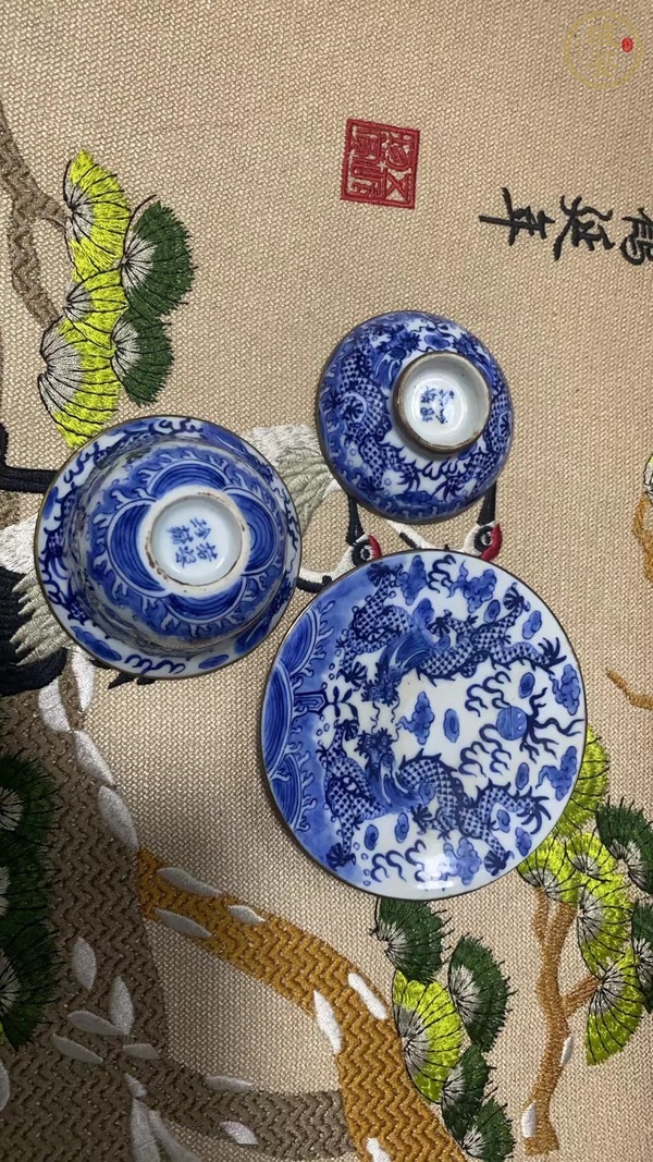 古玩陶瓷青花龍紋茶具真品鑒賞圖