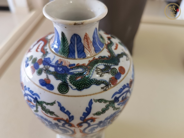 古玩陶瓷青花五彩龍穿花梅瓶真品鑒賞圖