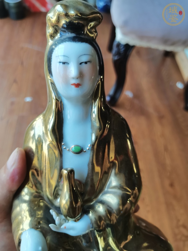 古玩陶瓷觀音塑像真品鑒賞圖