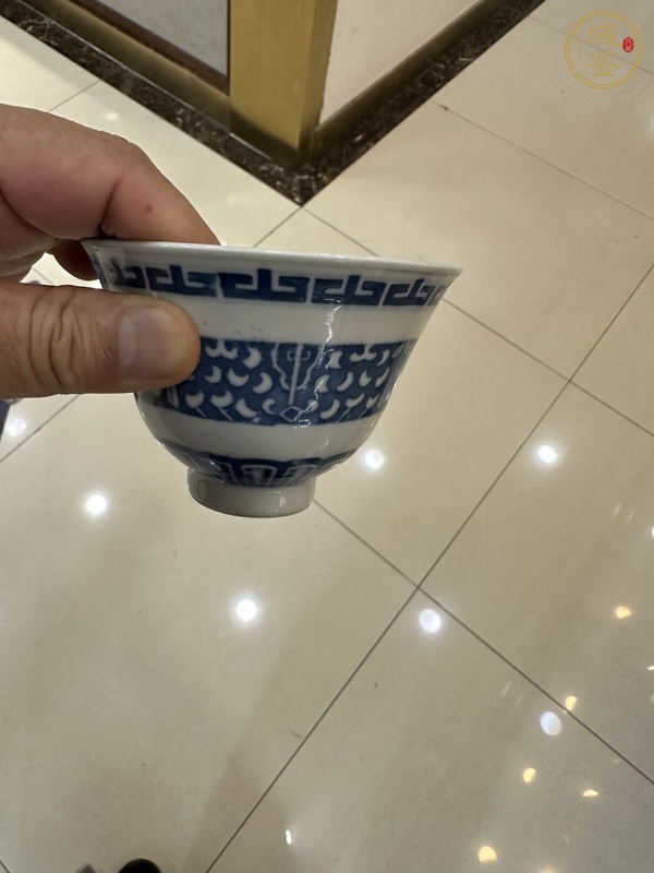 古玩陶瓷青花杯真品鑒賞圖