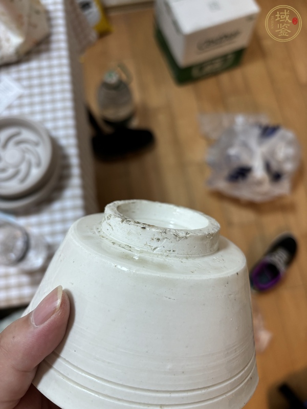 古玩陶瓷霍州窯白釉茶碗真品鑒賞圖