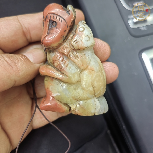 古玩玉器壽山石母子猴雕件真品鑒賞圖