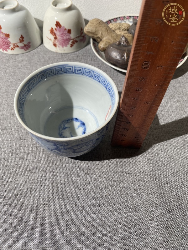 古玩陶瓷青花杯真品鑒賞圖