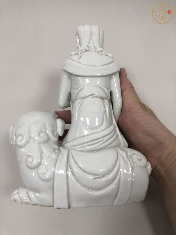 古玩陶瓷文殊菩薩德化窯塑像真品鑒賞圖
