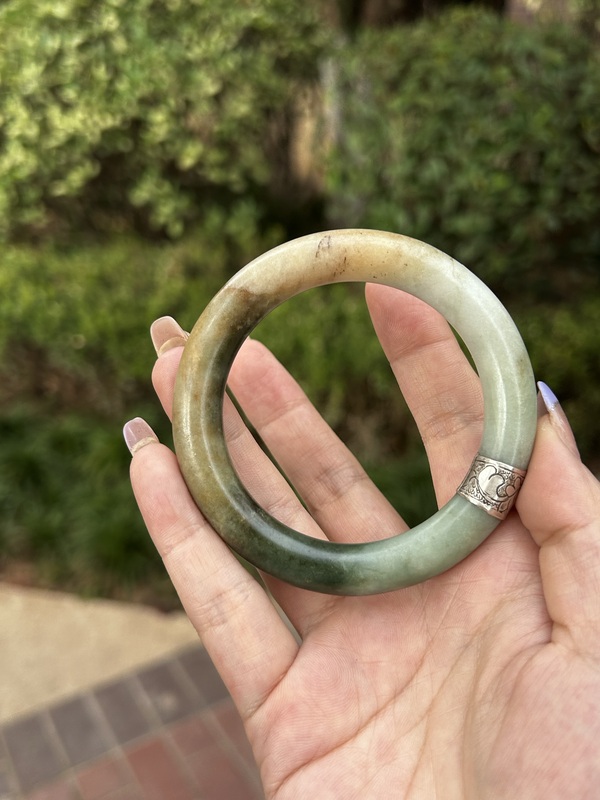 古玩玉器清老坑天然翡翠手鐲(黃+綠)拍賣,當(dāng)前價格4680元