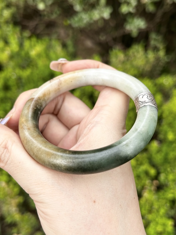 古玩玉器清老坑天然翡翠手鐲(黃+綠)拍賣,當(dāng)前價格4680元