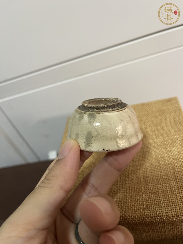 古玩陶瓷磁州窯白釉茶杯真品鑒賞圖