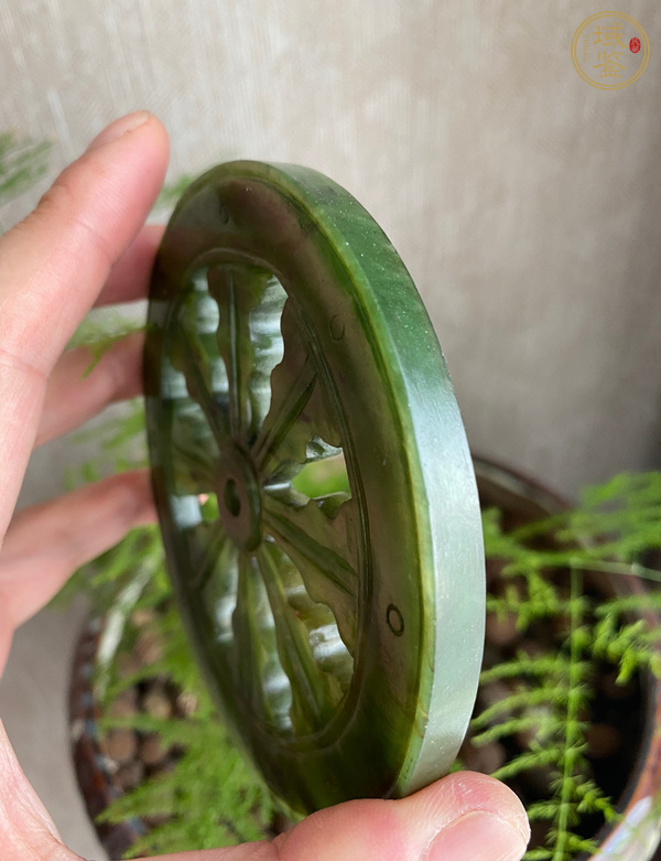 古玩玉器碧玉法輪真品鑒賞圖