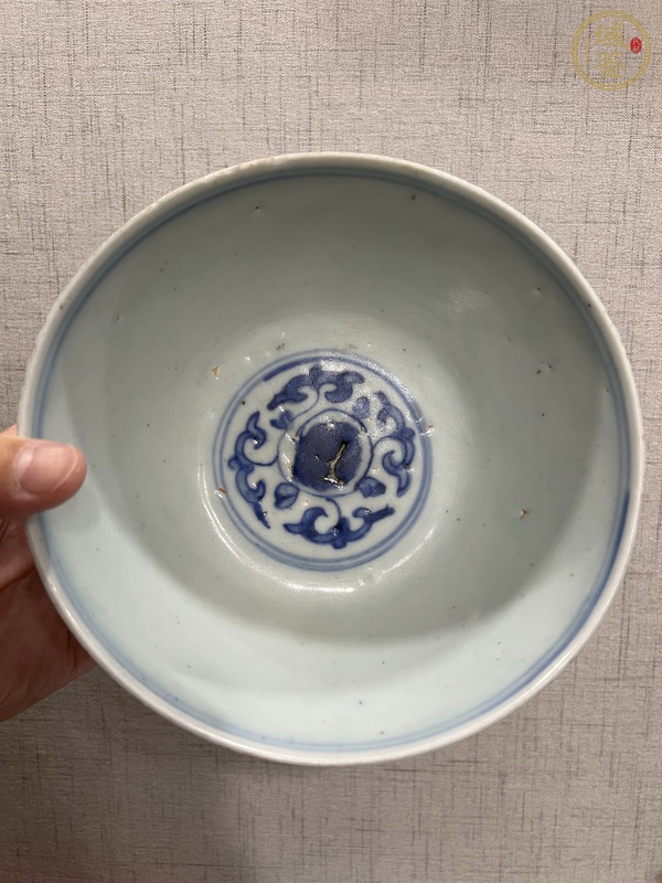 古玩陶瓷青花香草龍紋碗真品鑒賞圖