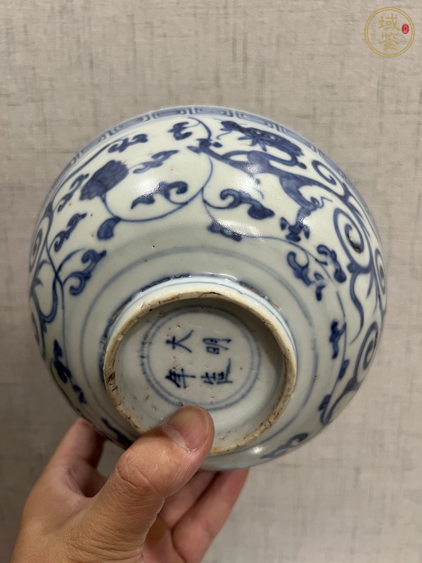 古玩陶瓷青花香草龍紋碗真品鑒賞圖