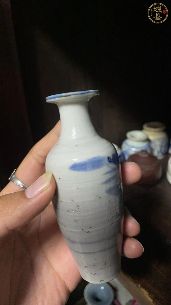 古玩陶瓷青花瓶真品鑒賞圖