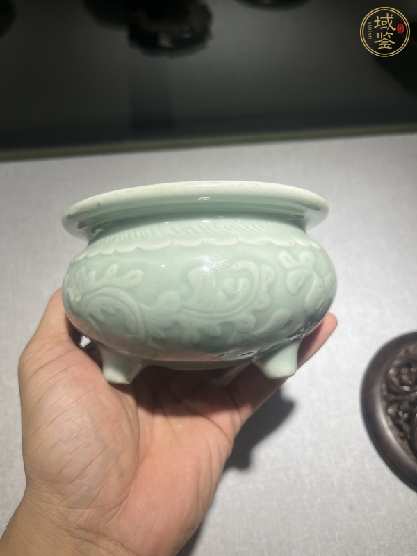 古玩陶瓷青釉香爐真品鑒賞圖