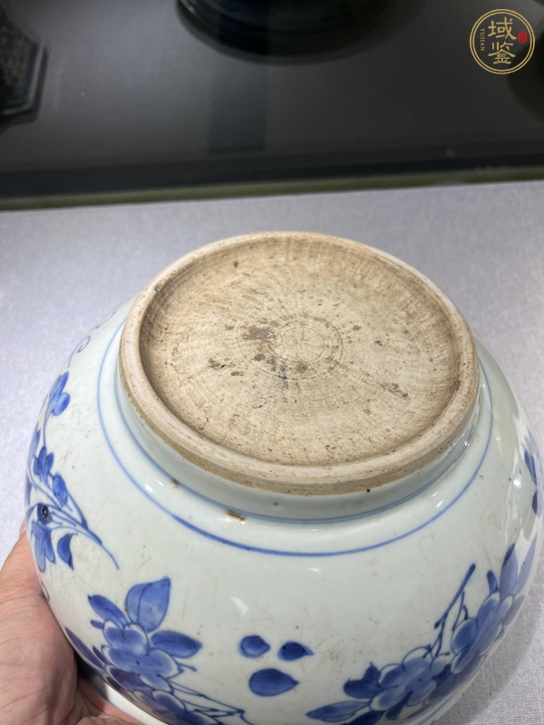 古玩陶瓷青花洞石花卉紋香爐真品鑒賞圖