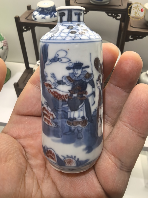 古玩陶瓷青花釉里紅人物故事鼻煙壺真品鑒賞圖