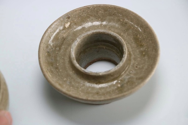 古玩陶瓷晉代越窯青瓷深腹連托盞拍賣,當前價格6568元