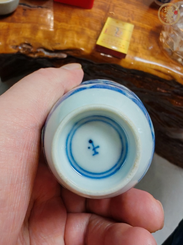 古玩陶瓷青花杯真品鑒賞圖