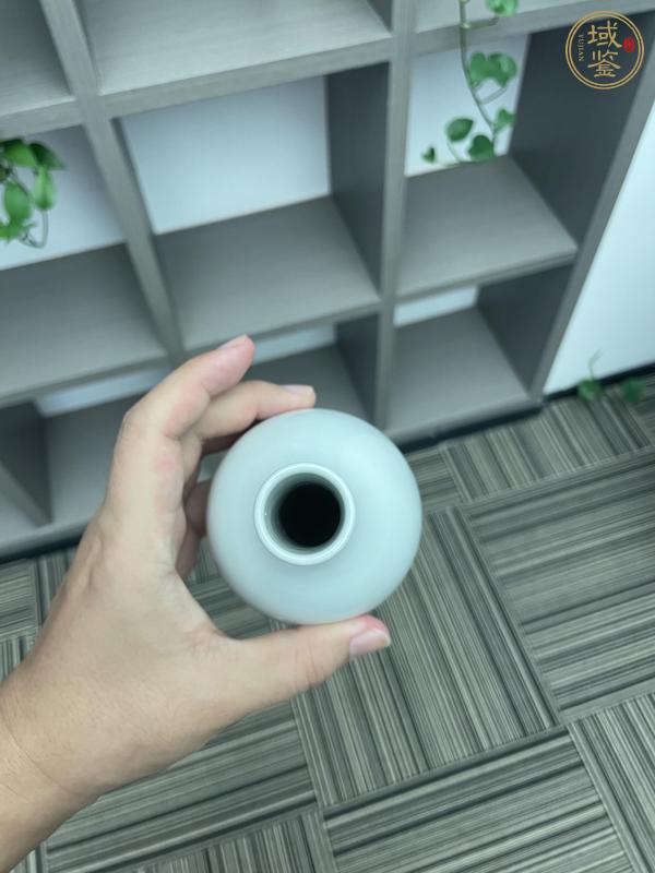 古玩陶瓷白釉搖鈴尊真品鑒賞圖