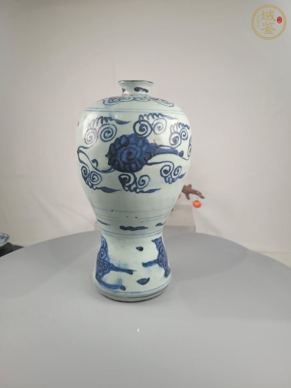 古玩陶瓷青花花卉紋梅瓶真品鑒賞圖