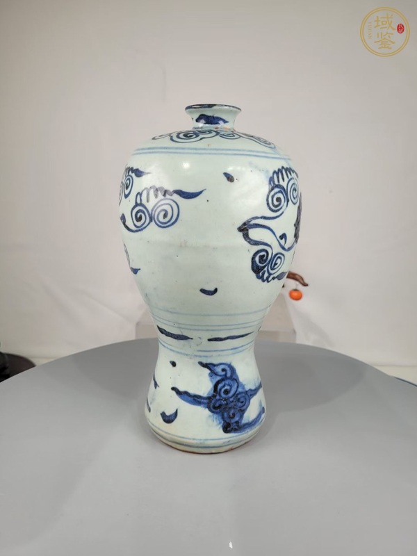 古玩陶瓷青花花卉紋梅瓶真品鑒賞圖