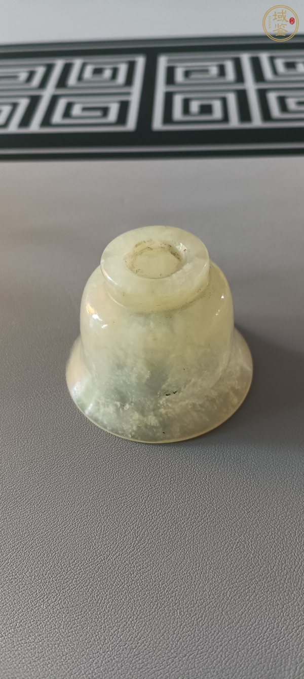 古玩玉器岫玉雕“素紋杯”真品鑒賞圖