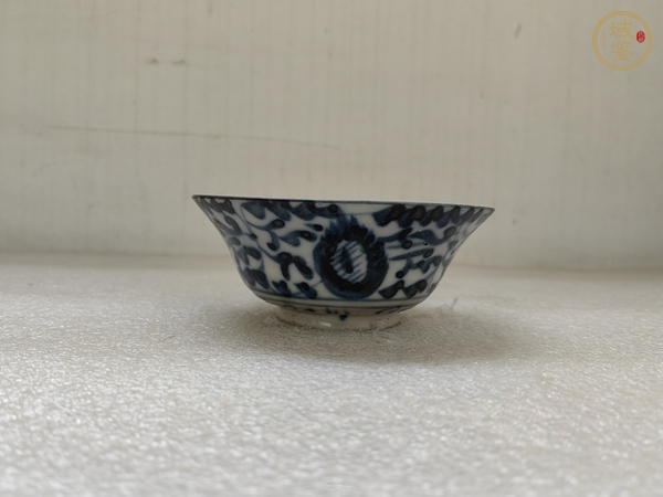 古玩陶瓷青花鳳眼茶碗真品鑒賞圖