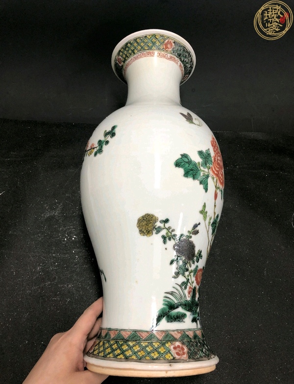 古玩陶瓷五彩花鳥花卉紋瓶真品鑒賞圖