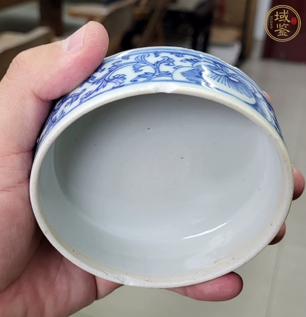 古玩陶瓷青花纏枝花喜字紋四節(jié)蓋盒真品鑒賞圖