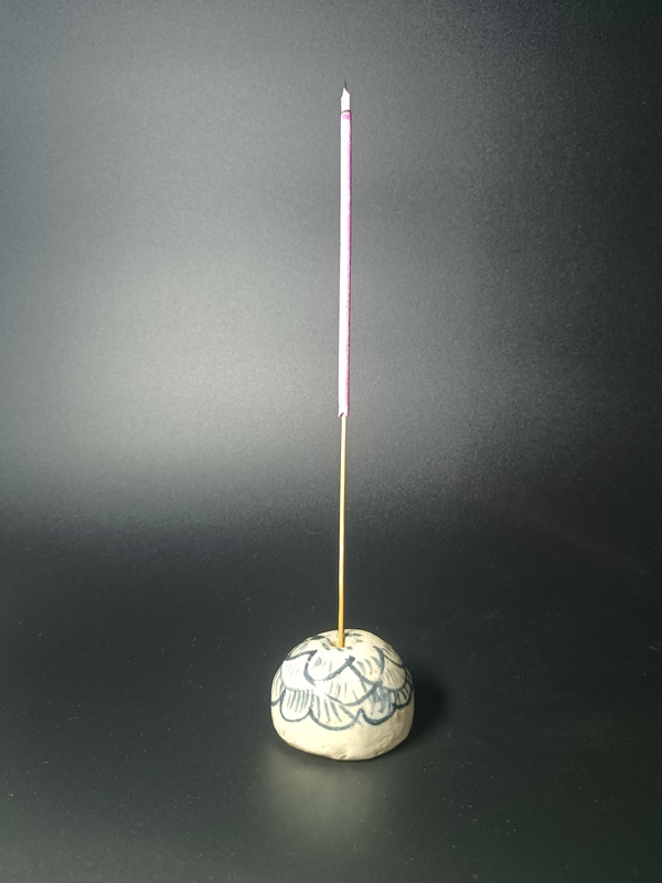 古玩陶瓷明末清初~磁州窯青花花卉紋香插拍賣,當(dāng)前價(jià)格1288元
