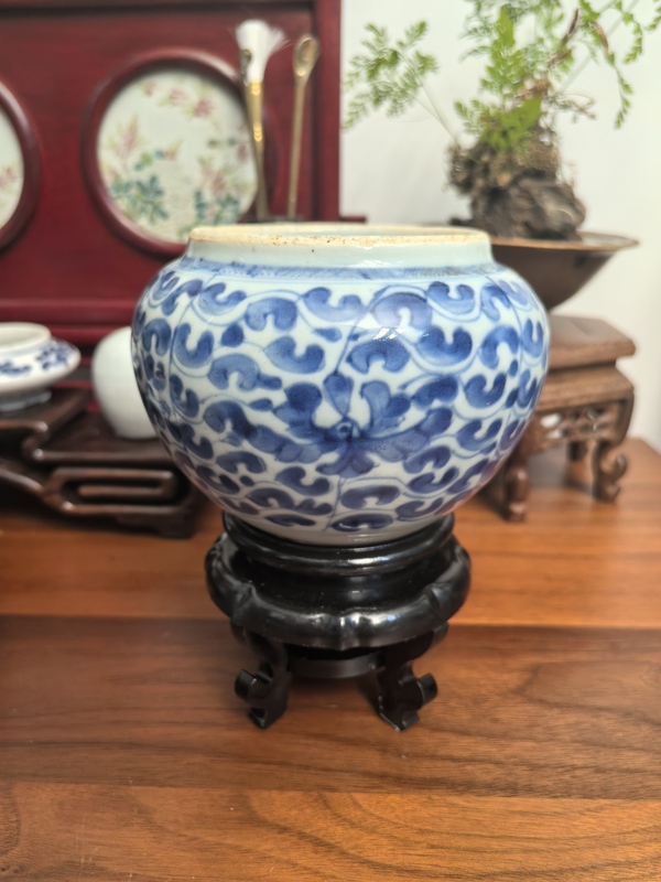 古玩陶瓷康熙青花纏枝寶相花雞心鳥食杯拍賣,當前價格3500元