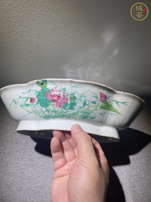 古玩陶瓷粉彩花卉海棠供盤真品鑒賞圖