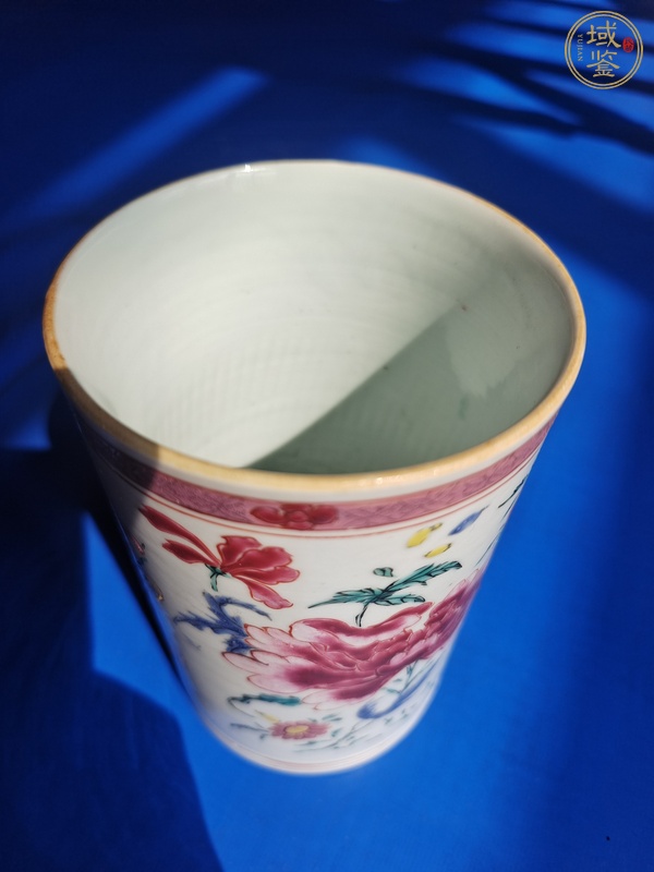 古玩陶瓷粉彩把杯真品鑒賞圖
