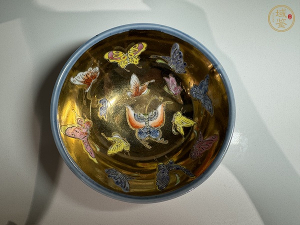 古玩陶瓷蝶紋碗真品鑒賞圖