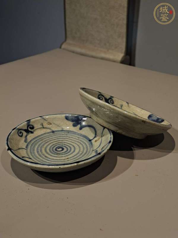 古玩陶瓷青花盤真品鑒賞圖