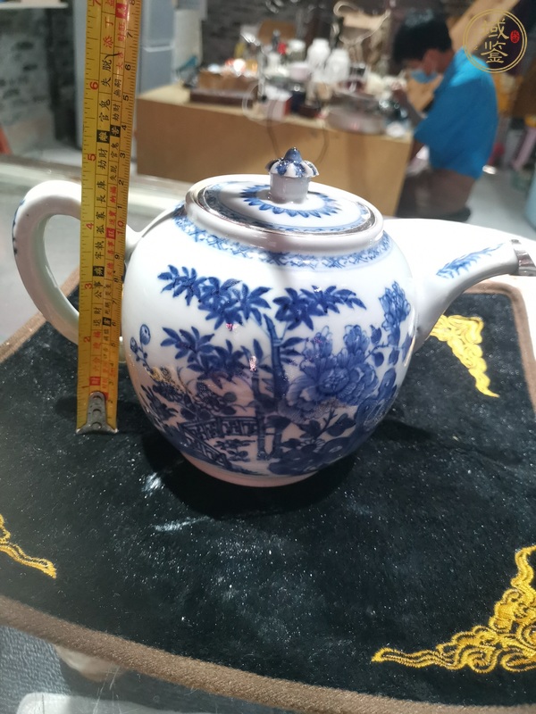 古玩陶瓷青花執(zhí)壺真品鑒賞圖