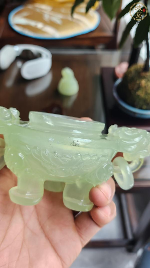 古玩玉器岫玉雕“雙耳三足爐”真品鑒賞圖
