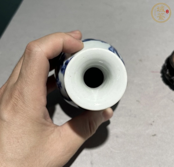 古玩陶瓷青花松竹梅紋玉壺春瓶真品鑒賞圖