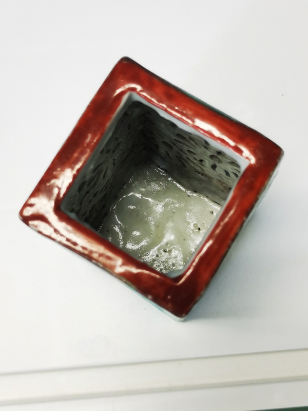 古玩陶瓷粉彩鏤空花卉紋筆筒拍賣,當前價格600元