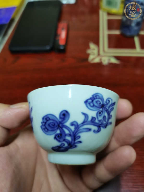 古玩陶瓷青花杯真品鑒賞圖