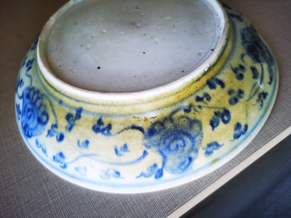 古玩陶瓷明中青花花卉紋盤拍賣,當前價格3000元